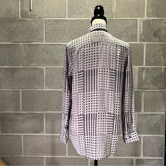 Equipment femme silk button down shirt. - Picture 5 of 10